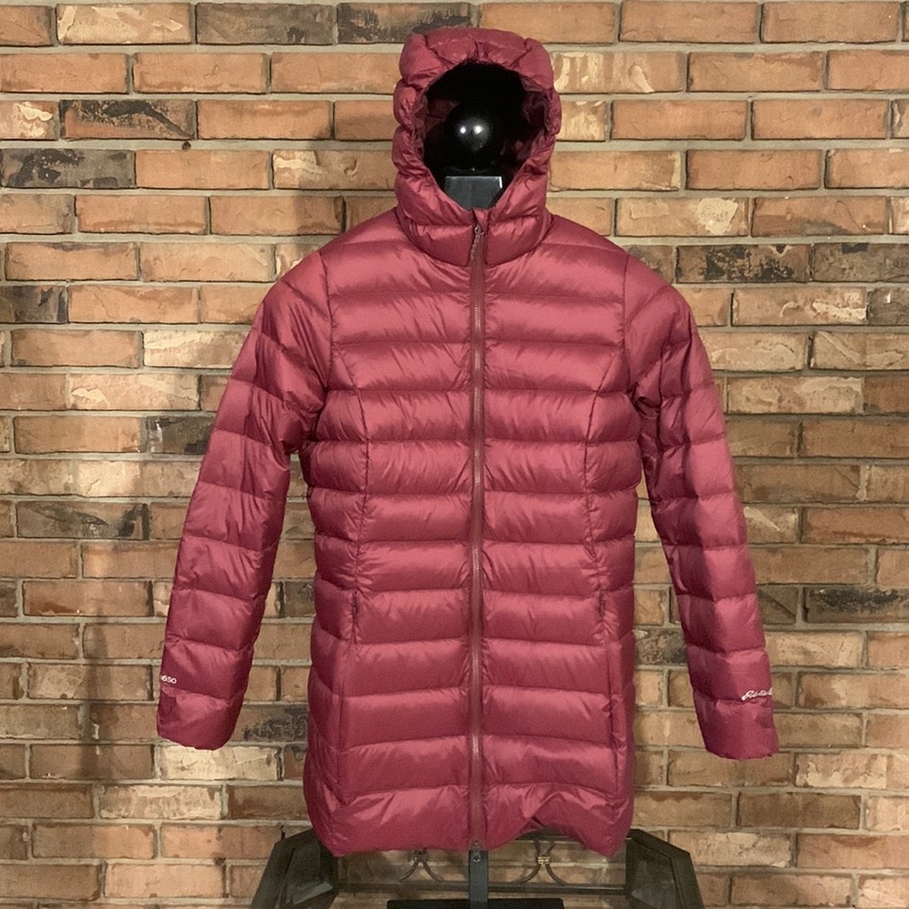 New Eddie Bauer Size petite medium CirrusLite Down Parka